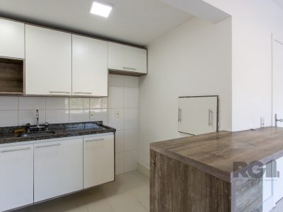 Apartamento à venda com 64m², 2 quartos, 1 suíte, 1 vaga no bairro Tristeza em Porto Alegre - Foto 14