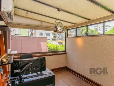 Apartamento à venda com 83m², 2 quartos, 1 suíte, 1 vaga no bairro Rio Branco em Porto Alegre - Foto 12