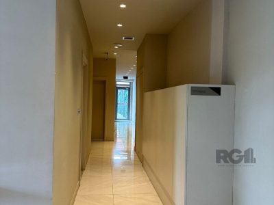 Apartamento à venda com 56m², 2 quartos, 1 suíte, 1 vaga no bairro Passo d'Areia em Porto Alegre - Foto 31