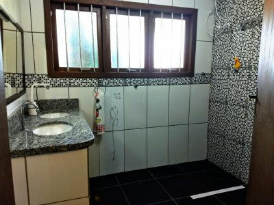 Casa à venda com 200m², 4 quartos, 1 suíte, 4 vagas no bairro Ipanema em Porto Alegre - Foto 18