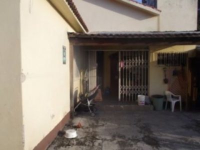 Casa à venda com 200m², 3 quartos, 1 suíte, 3 vagas no bairro Medianeira em Porto Alegre - Foto 21