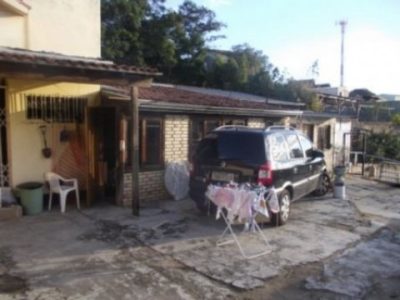 Casa à venda com 200m², 3 quartos, 1 suíte, 3 vagas no bairro Medianeira em Porto Alegre - Foto 22