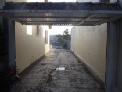 Casa à venda com 200m², 3 quartos, 1 suíte, 3 vagas no bairro Medianeira em Porto Alegre - Foto 19