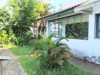 Casa à venda com 417m², 4 quartos, 2 suítes, 1 vaga no bairro Jardim Lindóia em Porto Alegre - Foto 32