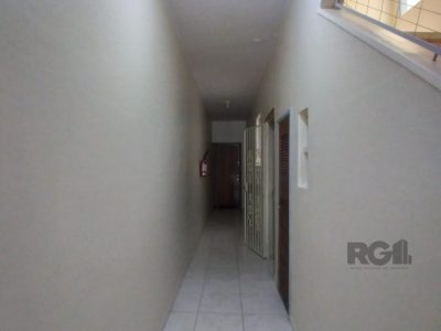 Apartamento à venda com 57m², 2 quartos no bairro Santa Cecília em Porto Alegre - Foto 3