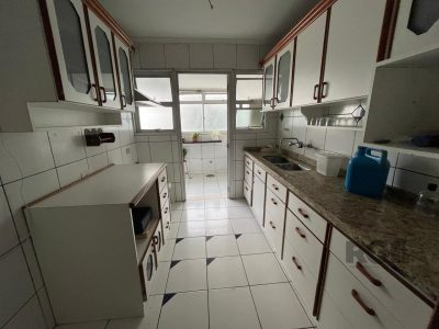 Apartamento à venda com 159m², 3 quartos, 1 suíte, 2 vagas no bairro Moinhos de Vento em Porto Alegre - Foto 14