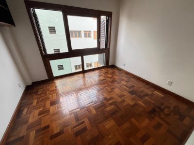 Apartamento à venda com 159m², 3 quartos, 1 suíte, 2 vagas no bairro Moinhos de Vento em Porto Alegre - Foto 6