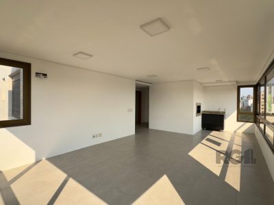 Apartamento à venda com 138m², 3 quartos, 3 suítes, 2 vagas no bairro Auxiliadora em Porto Alegre - Foto 5