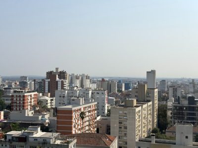 Apartamento à venda com 138m², 3 quartos, 3 suítes, 2 vagas no bairro Auxiliadora em Porto Alegre - Foto 11