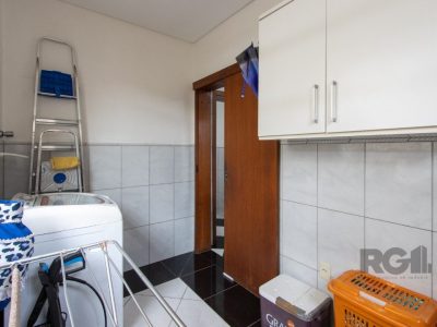 Casa à venda com 126m², 3 quartos, 5 vagas no bairro Azenha em Porto Alegre - Foto 27