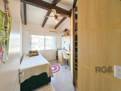 Casa à venda com 260m², 3 quartos, 1 suíte, 4 vagas no bairro Ipanema em Porto Alegre - Foto 44