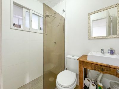 Casa à venda com 260m², 3 quartos, 1 suíte, 4 vagas no bairro Ipanema em Porto Alegre - Foto 53