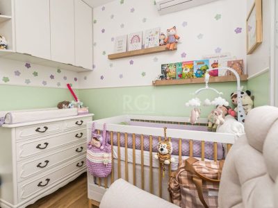 Apartamento à venda com 55m², 2 quartos, 1 suíte, 1 vaga no bairro Medianeira em Porto Alegre - Foto 9