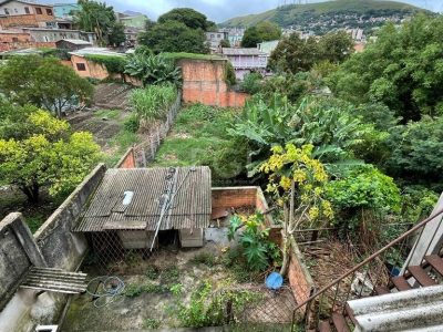 Casa à venda com 400m², 6 quartos, 1 suíte, 4 vagas no bairro Partenon em Porto Alegre - Foto 3