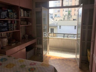 Apartamento à venda com 142m², 3 quartos, 1 vaga no bairro Bom Fim em Porto Alegre - Foto 3