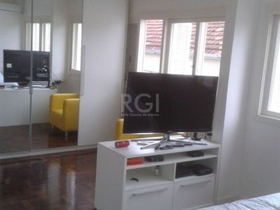 Apartamento à venda com 77m², 3 quartos no bairro Petrópolis em Porto Alegre - Foto 7