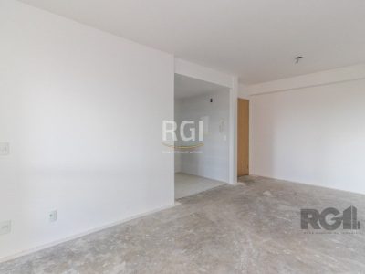 Apartamento à venda com 82m², 3 quartos, 1 suíte, 1 vaga no bairro Passo d'Areia em Porto Alegre - Foto 15