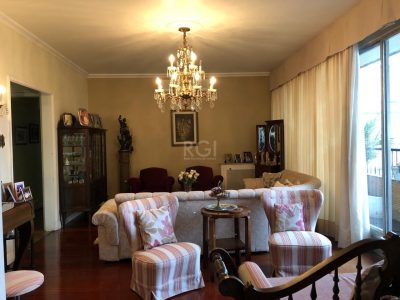 Apartamento à venda com 170m², 3 quartos, 1 suíte, 1 vaga no bairro Centro Histórico em Porto Alegre - Foto 4