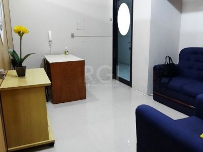 Conjunto/Sala à venda com 57m² no bairro Centro Histórico em Porto Alegre - Foto 2