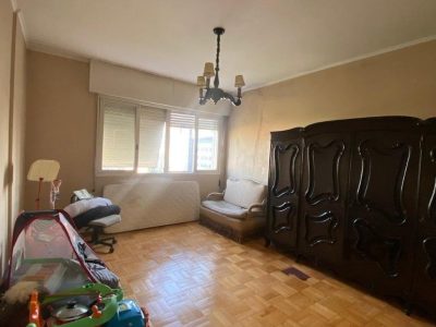 Apartamento à venda com 160m², 3 quartos, 1 suíte, 1 vaga no bairro Independência em Porto Alegre - Foto 13