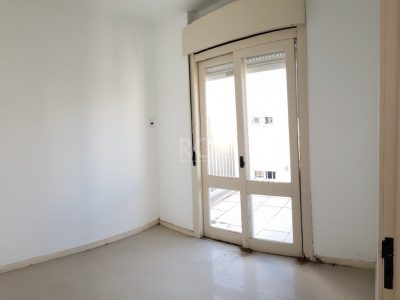 Apartamento à venda com 154m², 4 quartos, 1 suíte, 2 vagas no bairro Ipanema em Porto Alegre - Foto 20