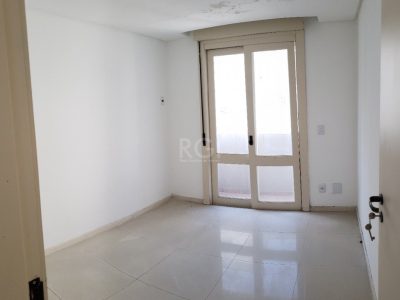 Apartamento à venda com 154m², 4 quartos, 1 suíte, 2 vagas no bairro Ipanema em Porto Alegre - Foto 25