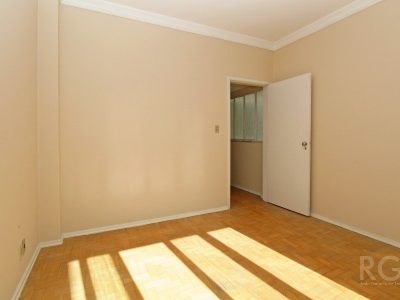 Apartamento à venda com 134m², 3 quartos, 1 vaga no bairro Centro Histórico em Porto Alegre - Foto 7