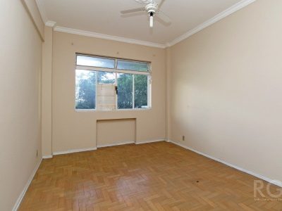 Apartamento à venda com 134m², 3 quartos, 1 vaga no bairro Centro Histórico em Porto Alegre - Foto 2