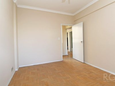 Apartamento à venda com 134m², 3 quartos, 1 vaga no bairro Centro Histórico em Porto Alegre - Foto 8