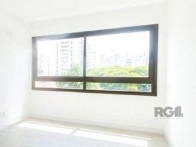 Apartamento à venda com 650m², 2 quartos, 1 suíte, 1 vaga no bairro Passo d'Areia em Porto Alegre - Foto 2