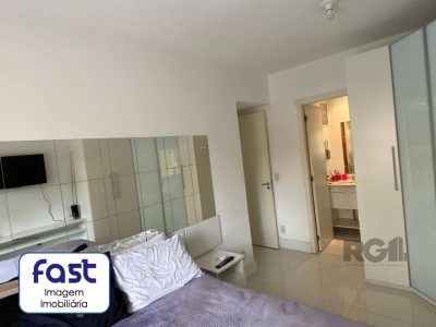 Apartamento à venda com 66m², 3 quartos, 1 suíte, 1 vaga no bairro Partenon em Porto Alegre - Foto 9