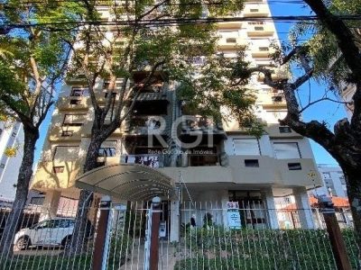 Apartamento à venda com 129m², 3 quartos, 1 suíte, 1 vaga no bairro Petrópolis em Porto Alegre - Foto 2