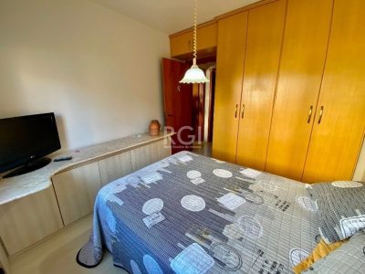 Apartamento à venda com 129m², 3 quartos, 1 suíte, 1 vaga no bairro Petrópolis em Porto Alegre - Foto 21