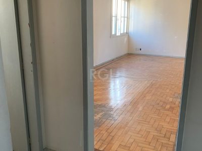 Apartamento à venda com 135m², 3 quartos no bairro Centro Histórico em Porto Alegre - Foto 16