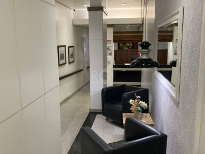 Apartamento à venda com 135m², 3 quartos no bairro Centro Histórico em Porto Alegre - Foto 3