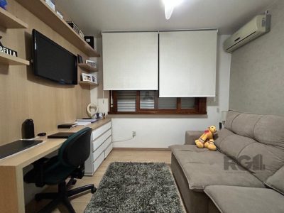 Cobertura à venda com 162m², 3 quartos, 1 suíte, 2 vagas no bairro Jardim Lindóia em Porto Alegre - Foto 9