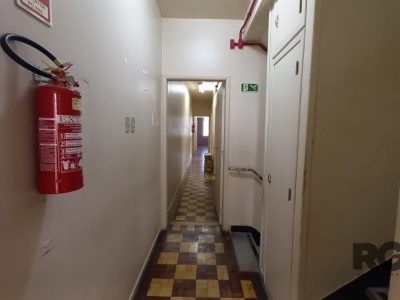 Predio à venda com 150m² no bairro Centro Histórico em Porto Alegre - Foto 11