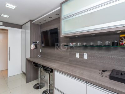 Apartamento à venda com 117m², 2 quartos, 1 suíte, 2 vagas no bairro Jardim Itu em Porto Alegre - Foto 24