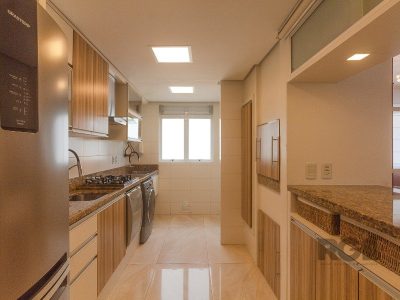 Apartamento à venda com 116m², 3 quartos, 1 suíte, 3 vagas no bairro Rio Branco em Porto Alegre - Foto 2