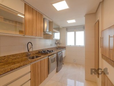 Apartamento à venda com 116m², 3 quartos, 1 suíte, 3 vagas no bairro Rio Branco em Porto Alegre - Foto 3