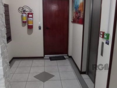 Apartamento à venda com 57m², 2 quartos, 1 vaga no bairro Partenon em Porto Alegre - Foto 32