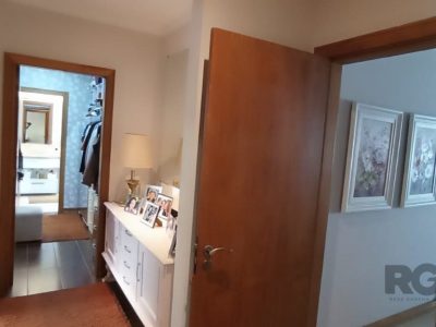 Apartamento à venda com 201m², 3 quartos, 1 suíte, 2 vagas no bairro Vila Ipiranga em Porto Alegre - Foto 21