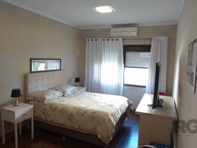 Apartamento à venda com 201m², 3 quartos, 1 suíte, 2 vagas no bairro Vila Ipiranga em Porto Alegre - Foto 16