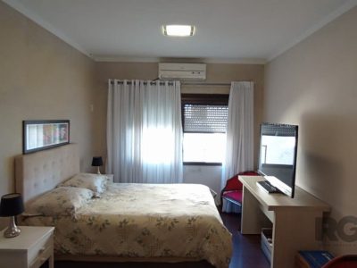 Apartamento à venda com 201m², 3 quartos, 1 suíte, 2 vagas no bairro Vila Ipiranga em Porto Alegre - Foto 17