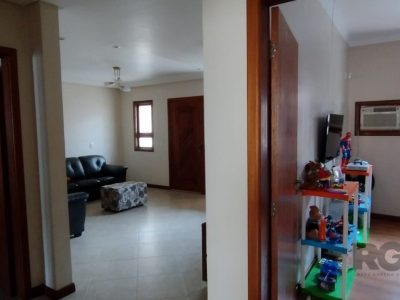 Casa à venda com 235m², 2 quartos, 3 vagas no bairro Medianeira em Porto Alegre - Foto 37