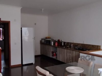 Casa à venda com 235m², 2 quartos, 3 vagas no bairro Medianeira em Porto Alegre - Foto 42