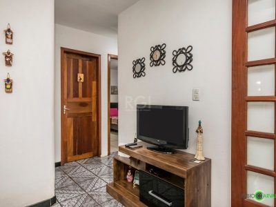 Casa à venda com 168m², 3 quartos, 1 suíte, 3 vagas no bairro Medianeira em Porto Alegre - Foto 22