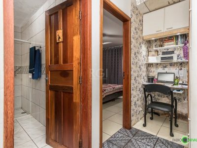 Casa à venda com 168m², 3 quartos, 1 suíte, 3 vagas no bairro Medianeira em Porto Alegre - Foto 23