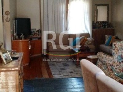 Casa Condominio à venda com 200m², 4 quartos, 2 suítes, 4 vagas no bairro Ipanema em Porto Alegre - Foto 14