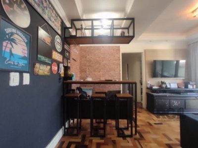 Apartamento à venda com 70m², 2 quartos, 1 vaga no bairro Cristal em Porto Alegre - Foto 5